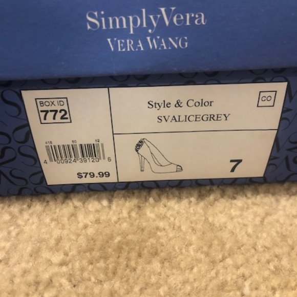 Heels - Picture 6 of 6